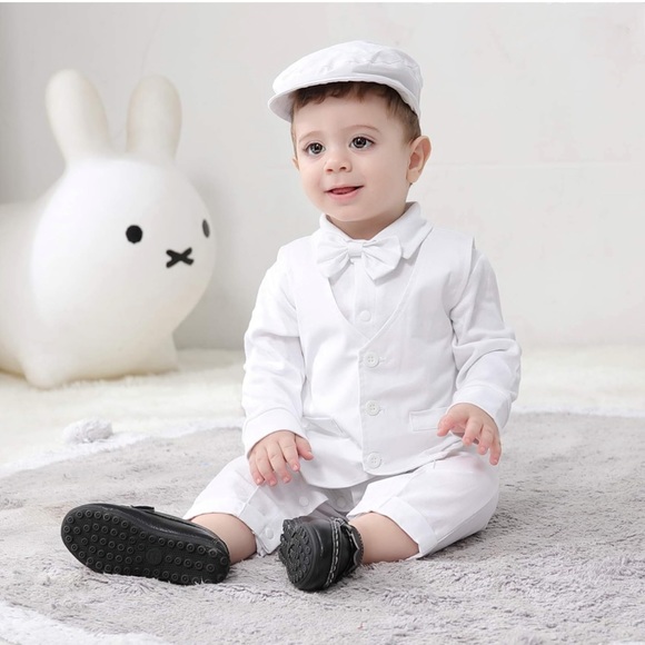 HOSUKKO Baby Boy Suit, One-Piece Romper & Vest & Beret & Bowtie Size 12 to 18 - Picture 2 of 4